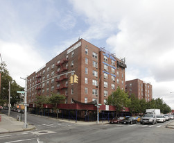 63-11 Queens Blvd Apartamentos