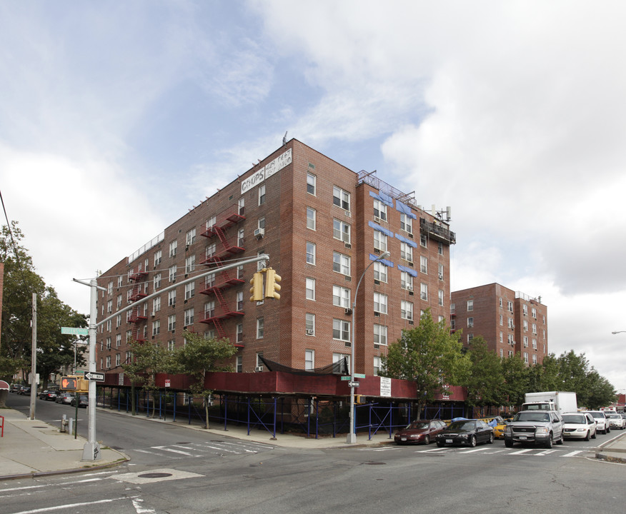 63-11 Queens Blvd in Woodside, NY - Building Photo