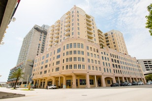 The Towers of Dadeland Apartments