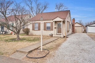 812 E Olmstead Ave in Evansville, IN - Building Photo