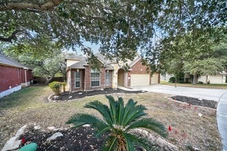 177 Brush Trail Ln in Cibolo, TX - Building Photo - Building Photo