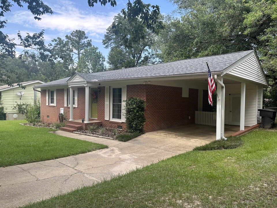 1810 Ivan Dr in Tallahassee, FL - Building Photo