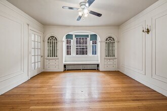 3006 W Logan Blvd in Chicago, IL - Building Photo - Building Photo