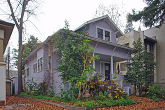 2526 H St in Sacramento, CA - Building Photo - Building Photo