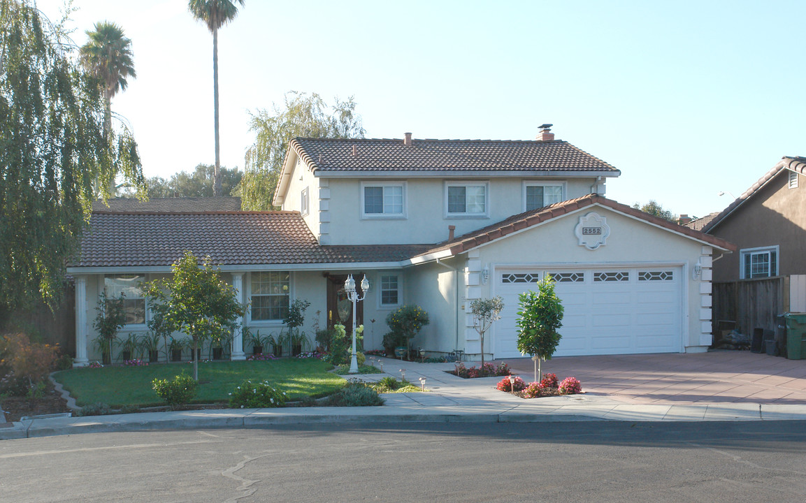 2552 Tartan Dr in Santa Clara, CA - Building Photo