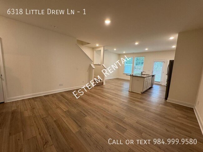 6318 Little Drew Ln in Raleigh, NC - Building Photo - Building Photo
