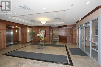 5 Michael Power Pl in Toronto, ON - Building Photo - Building Photo