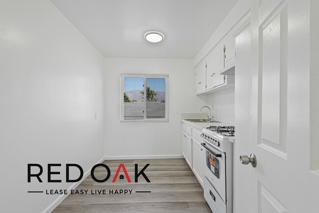 13311 Maclay St in San Fernando, CA - Building Photo - Building Photo