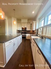 2355 Crockett Park Pl in Charlotte, NC - Building Photo - Building Photo