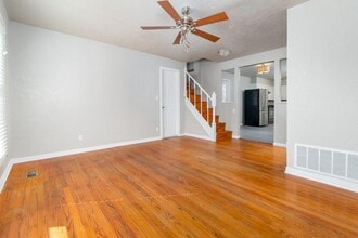 2125 Andover Ct in The Village, OK - Building Photo - Building Photo