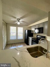 38 Waterview Ct in Evesham, NJ - Building Photo - Building Photo