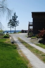 418 Starfield Ln in Camano, WA - Foto de edificio - Building Photo