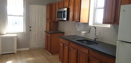 1514 Plymouth Ave, Unit 3 in Bronx, NY - Building Photo - Building Photo