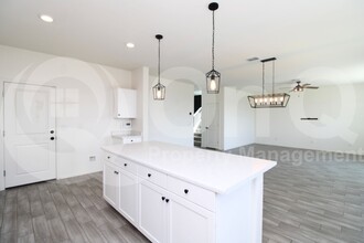 621 E Elm Ln in Avondale, AZ - Building Photo - Building Photo