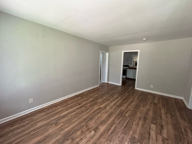 221 Richmond Dr NW in Huntsville, AL - Building Photo - Building Photo