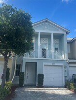 10771 NW 76th Ln in Medley, FL - Building Photo