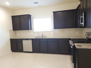 209 Driftwood Ln in Bastrop, TX - Building Photo - Building Photo