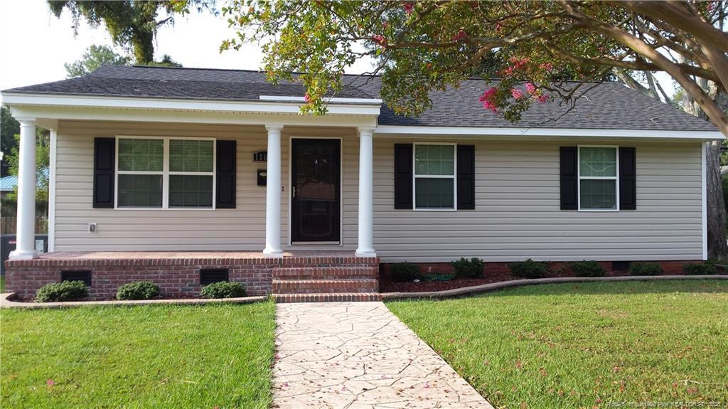 1100 E 14th St in Lumberton, NC - Building Photo