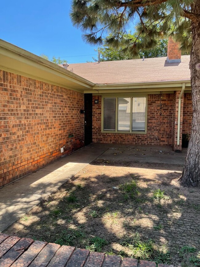 3815 51st St in Lubbock, TX - Building Photo - Building Photo