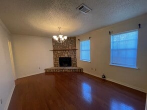 9972 Smugglers Cove Ln in Shreveport, LA - Building Photo - Building Photo