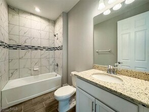 4230 NW 32nd Ln in Cape Coral, FL - Building Photo - Building Photo