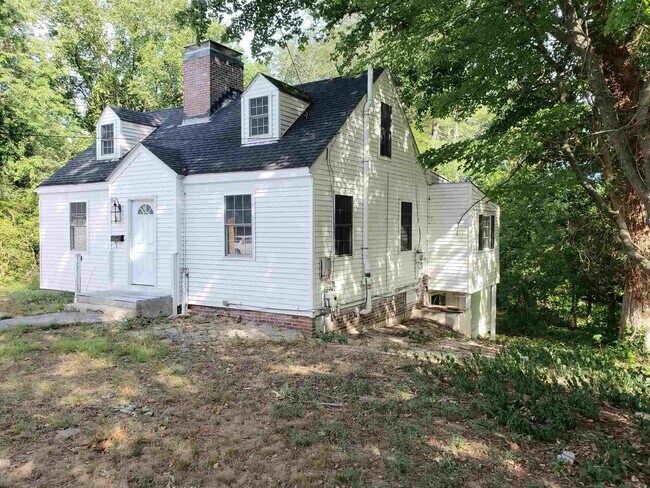 25 1/2 Fairmount St in Nashua, NH - Building Photo - Building Photo