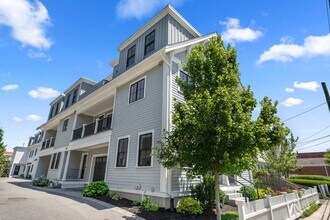180 Adams St in Newton, MA - Building Photo - Building Photo
