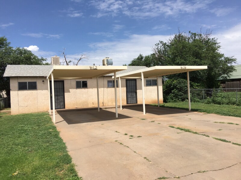 412 Hickory St in Clovis, NM - Building Photo