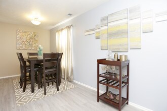The Addison on Main in Mishawaka, IN - Foto de edificio - Interior Photo