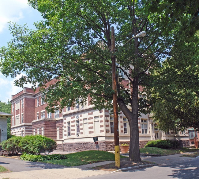 Wilkes Living Complex in Wilkes-Barre, PA - Building Photo - Building Photo