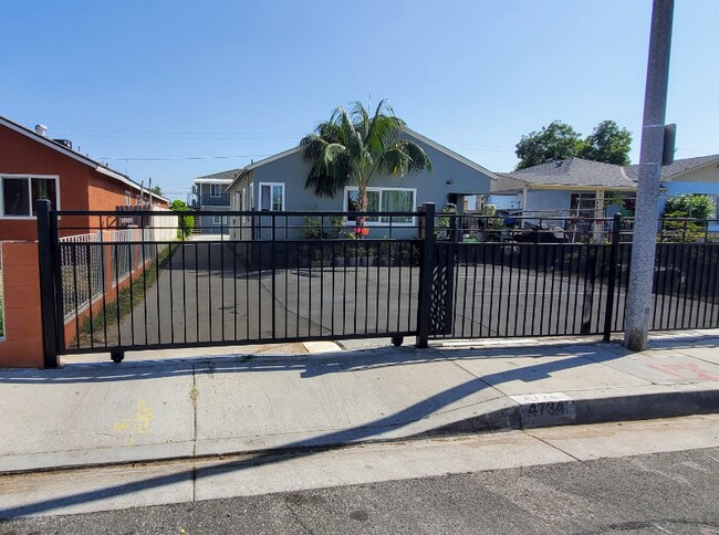 4734 E 57th St-Unit -A in Maywood, CA - Building Photo - Building Photo
