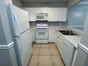 1601 Windorah Way in West Palm Beach, FL - Building Photo - Building Photo