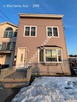 4 Whitman Ave in Jersey City, NJ - Building Photo