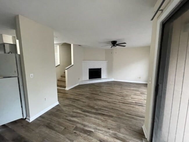 property at 1 Westbrooke Dr