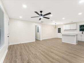 5794 Pinecrest Rd SW in Austell, GA - Building Photo - Building Photo