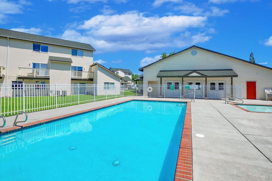 McMurray Park in Richland, WA - Foto de edificio