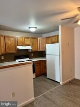 1334-Y W Wyomissing Blvd in West Lawn, PA - Building Photo - Building Photo