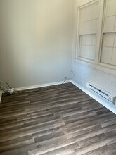 1625 E St NE, Unit 4 in Washington, DC - Building Photo - Building Photo