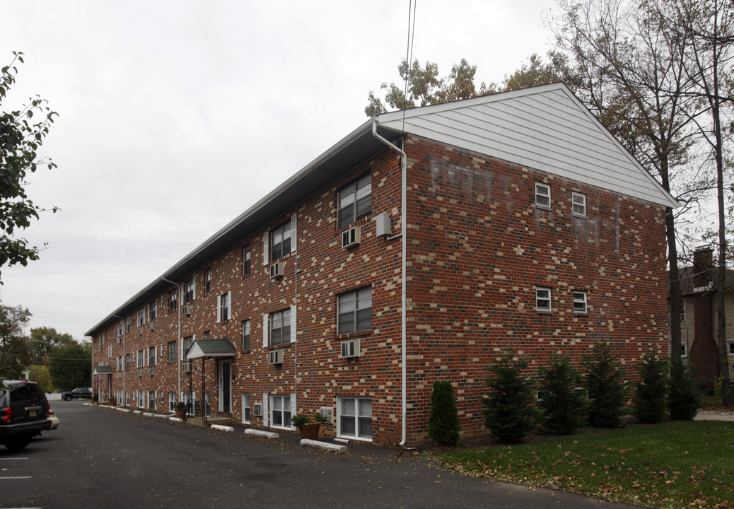 Bellevue Court in Audubon, NJ - Building Photo