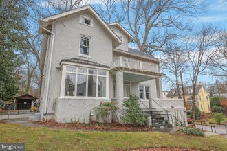 3744 Huntington St NW in Washington, DC - Building Photo - Building Photo