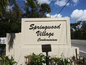 127 Springwood Cir in Longwood, FL - Building Photo - Building Photo