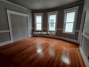 20 Madison St, Unit 2 in Somerville, MA - Building Photo - Building Photo