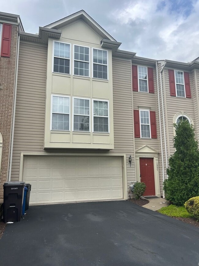 property at 1907 Michael Dr