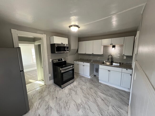 101 Superior St in Rochester, NY - Foto de edificio - Building Photo