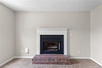 1508 Quail Hollow Ct in Fayetteville, NC - Building Photo - Building Photo