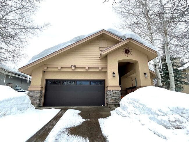 property at 4087 Worthington Dr