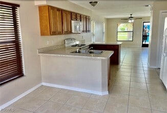 1804 SW 21st Ln in Cape Coral, FL - Building Photo - Building Photo