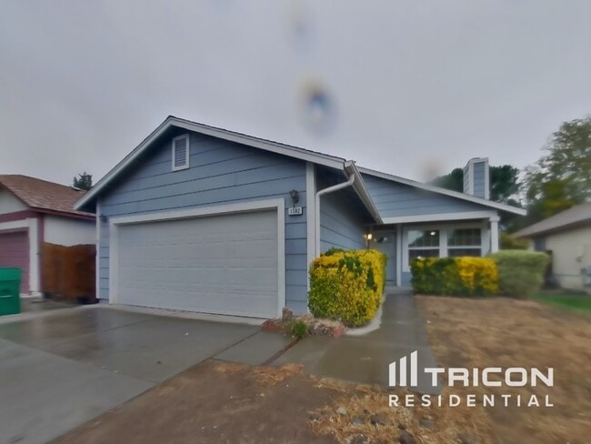 property at 1582 Woodhaven Ln