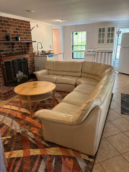 13 Oakengate Ln in Midlothian, VA - Building Photo