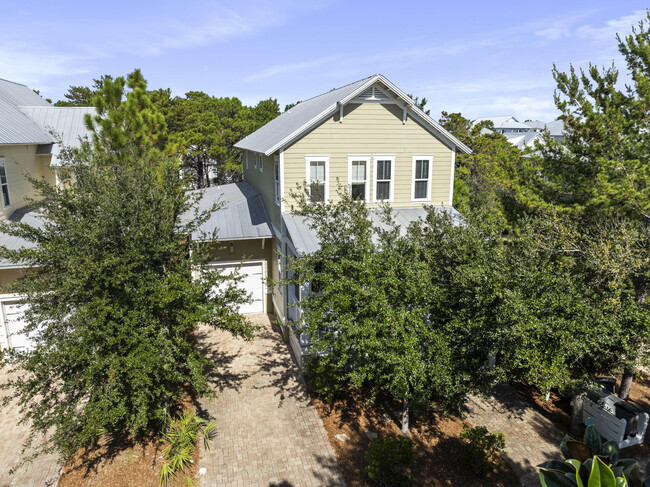 470 Gulfview Cir in Santa Rosa Beach, FL - Foto de edificio - Building Photo